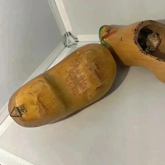 Vintage 1940 Dutch Handcrafted Decoration Shoes Windmill Farm - Picture 5 of 7